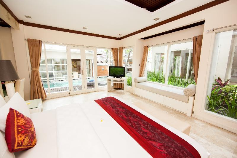 סמיניאק Bugan Villas מראה חיצוני תמונה